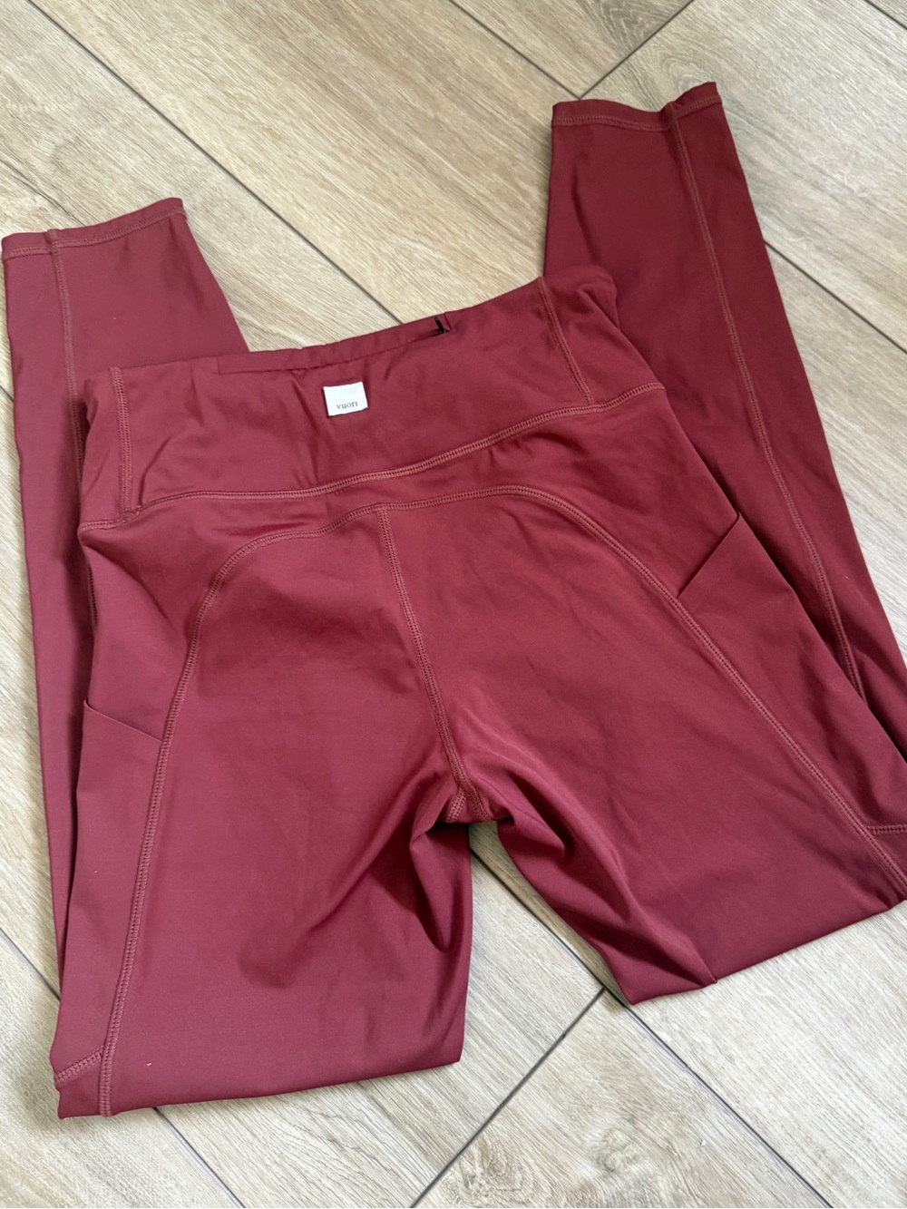Vuori Stride High Rise 7/8 Running Leggings Pockets Brick XS